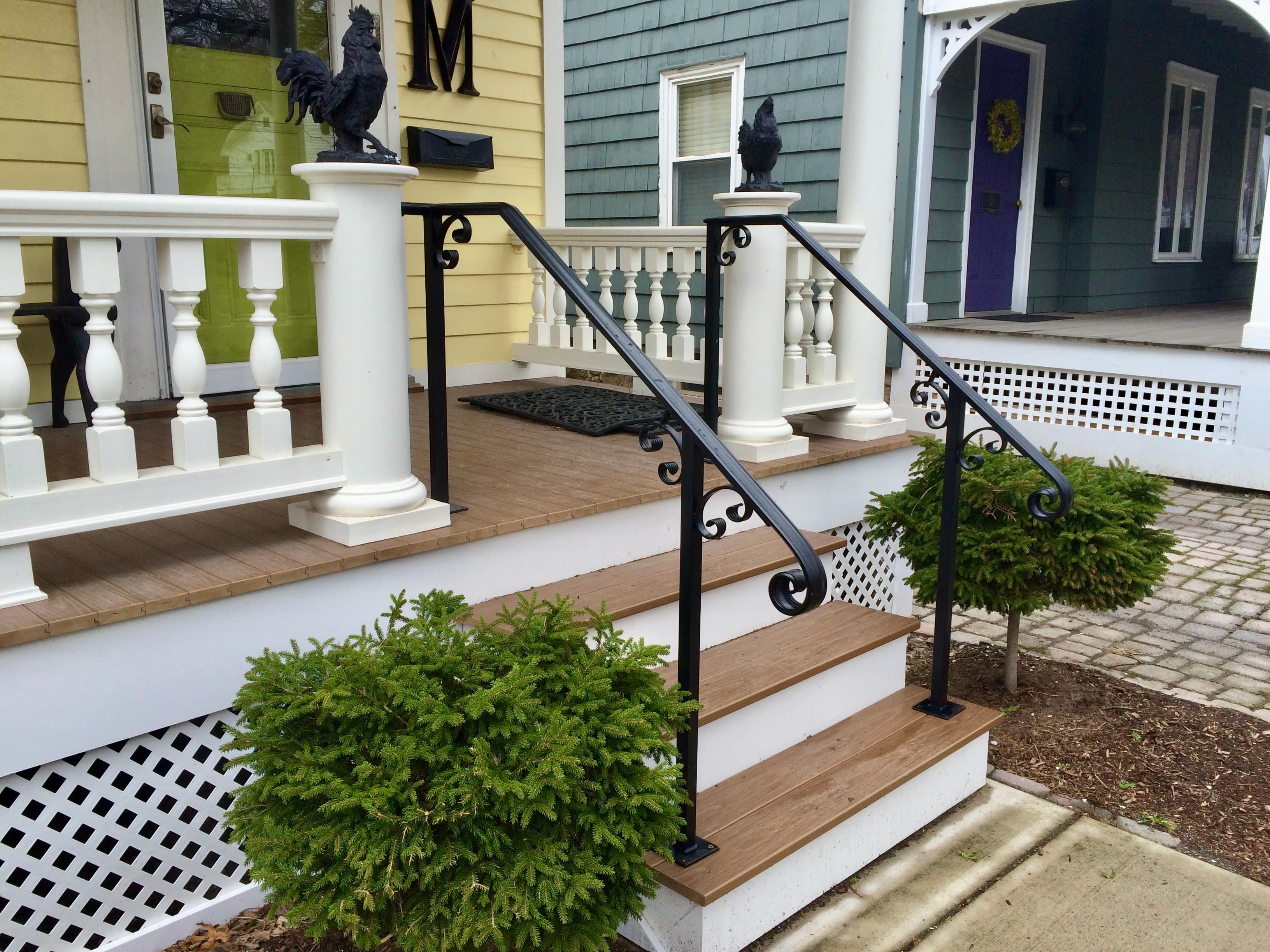 railings-simplistic ironwork